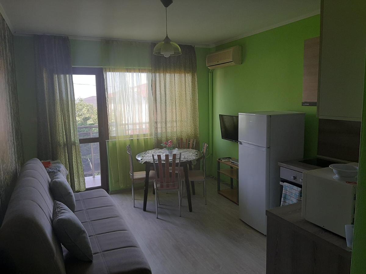 Guest House By The Captain Varna Buitenkant foto