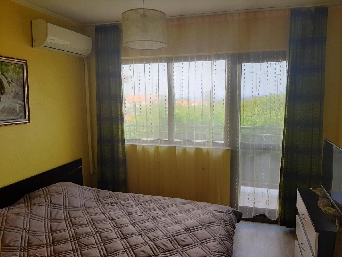 Guest House By The Captain Varna Buitenkant foto