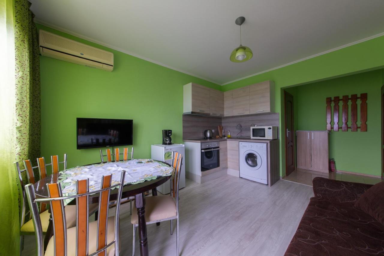 Guest House By The Captain Varna Buitenkant foto